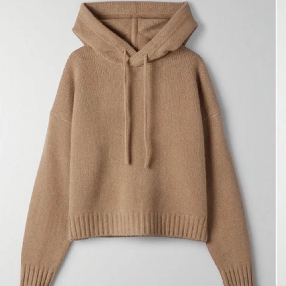 Aritzia Babaton Luxe Cashmere Hoodie size M Gold Camel